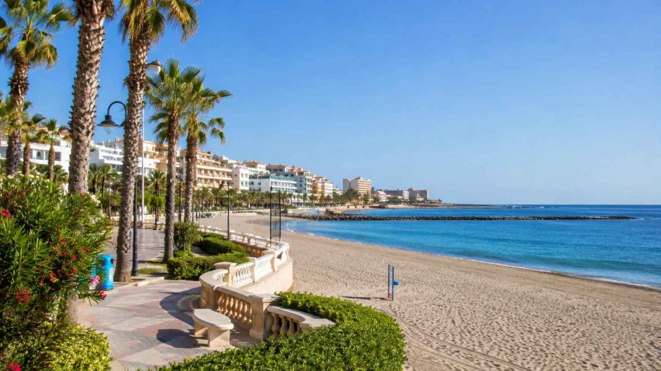 roquetas_playa_2_ligera